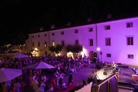 Okusi Vipavske_foto: Aljana Vidmar